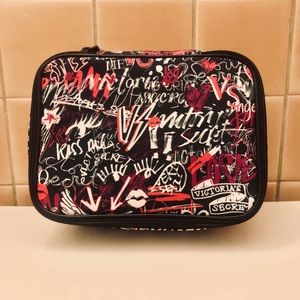 VICTORIA’S SECRET MAKEUP BAG
